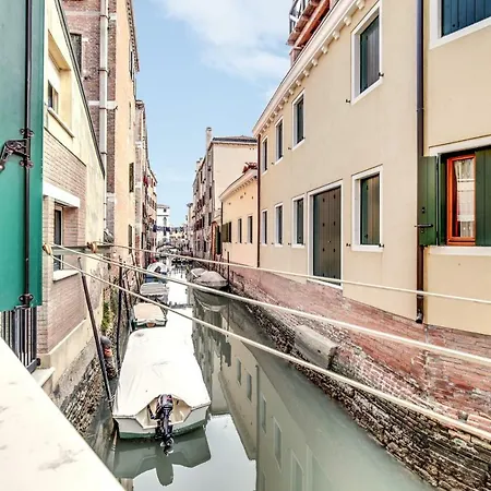 Priuli Canal View Венеция